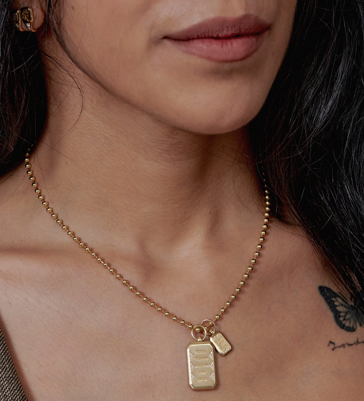 Idyll Hands Swivel Pendant